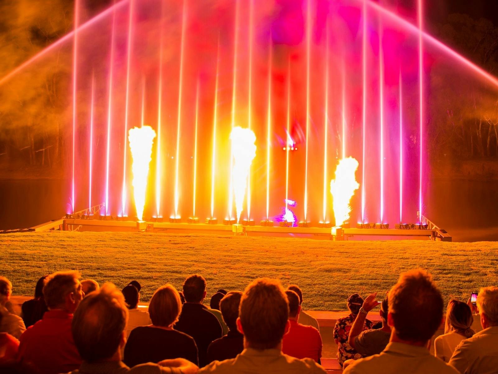 머레이의 심장 레이저 쇼 (Heartbeat of the Murray Laser Spectacular)